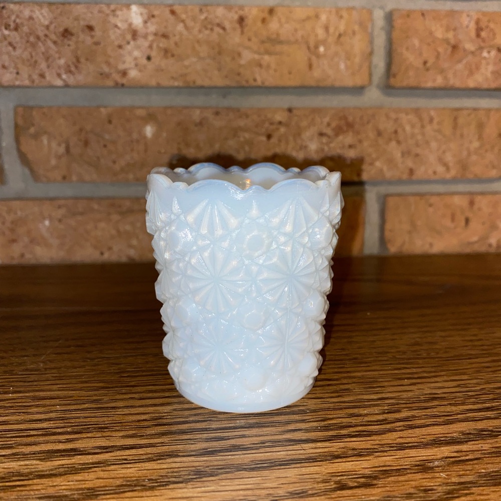 Vintage Milk Glass Buttons and Bows Pattern